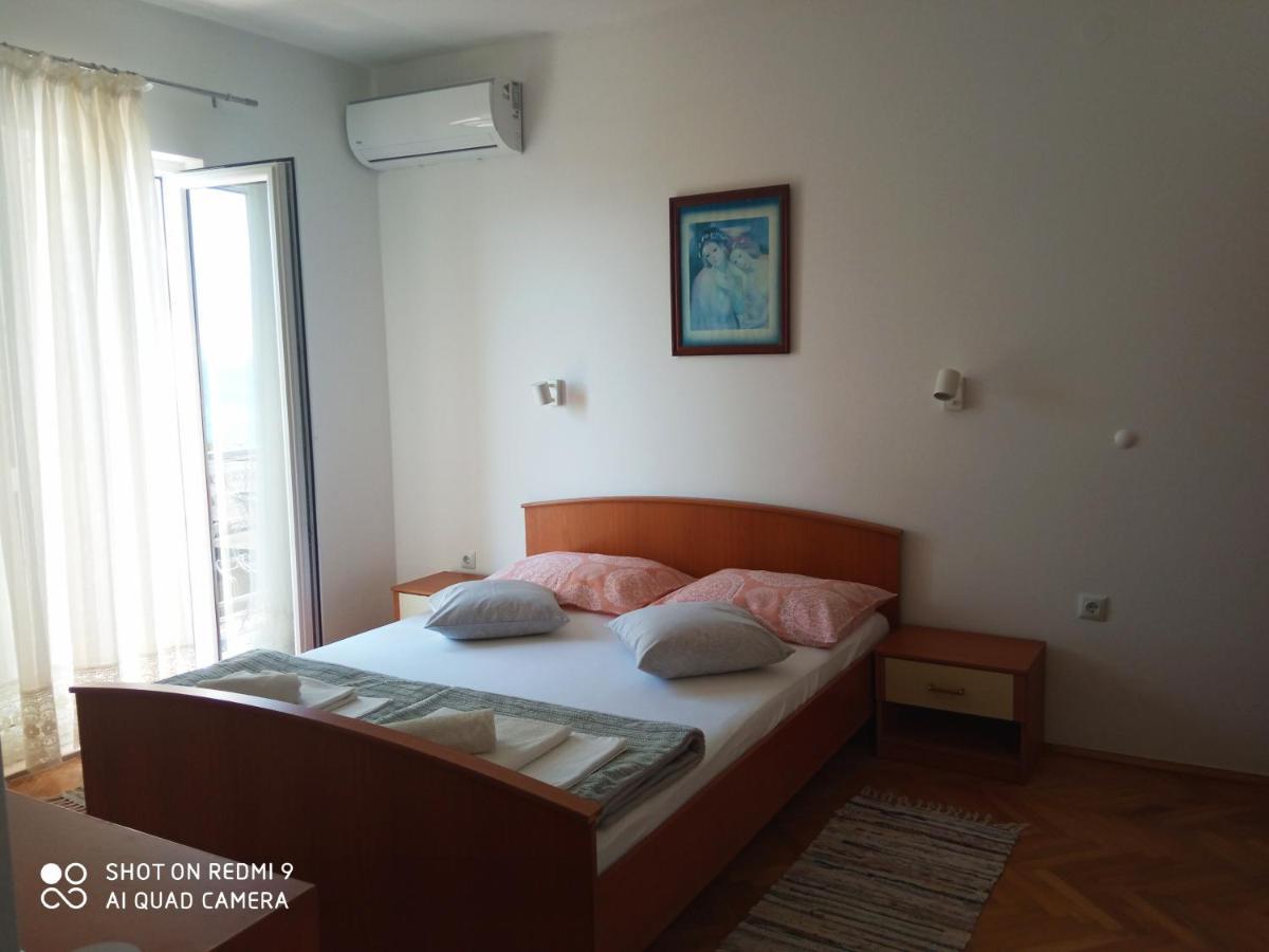 Guesthouse Kod Irene グラダツ エクステリア 写真