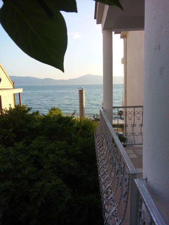 Guesthouse Kod Irene グラダツ エクステリア 写真