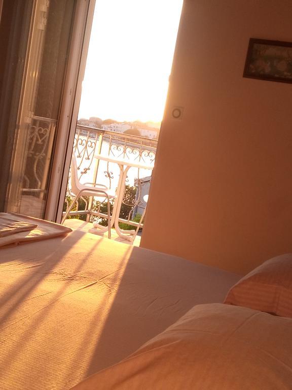 Guesthouse Kod Irene グラダツ エクステリア 写真